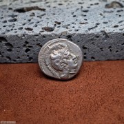 古希腊西里西亚索洛伊雅典娜与葡萄斯塔特银币