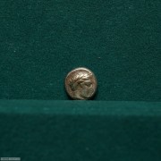 古希腊莱斯博斯岛阿波罗与牛头琥珀金币